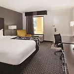 La Quinta Inn & Suites by Wyndham Charleston Riverview