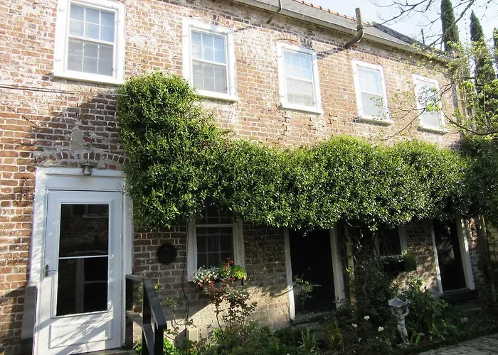 Historic 86 Church Street