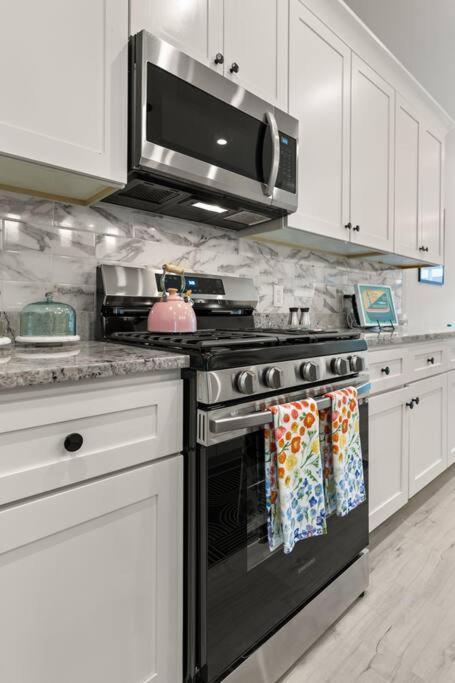 Apartment Rainbow Oaks House *