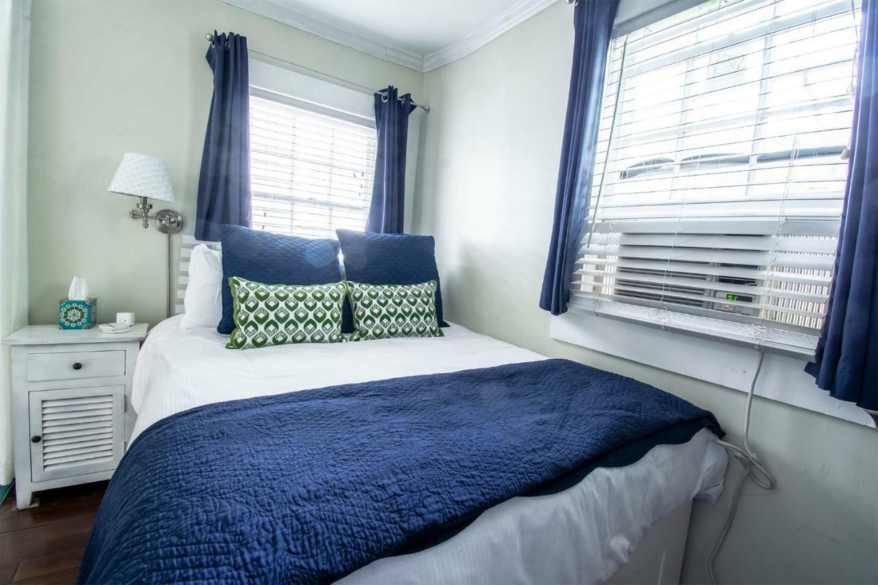Suites On Coming * Charleston