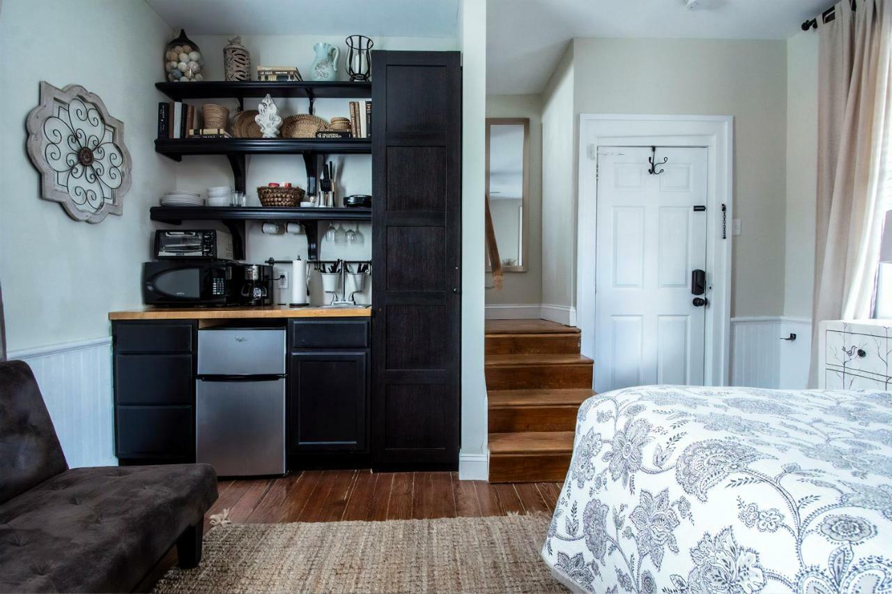 Suites On Coming Apartment