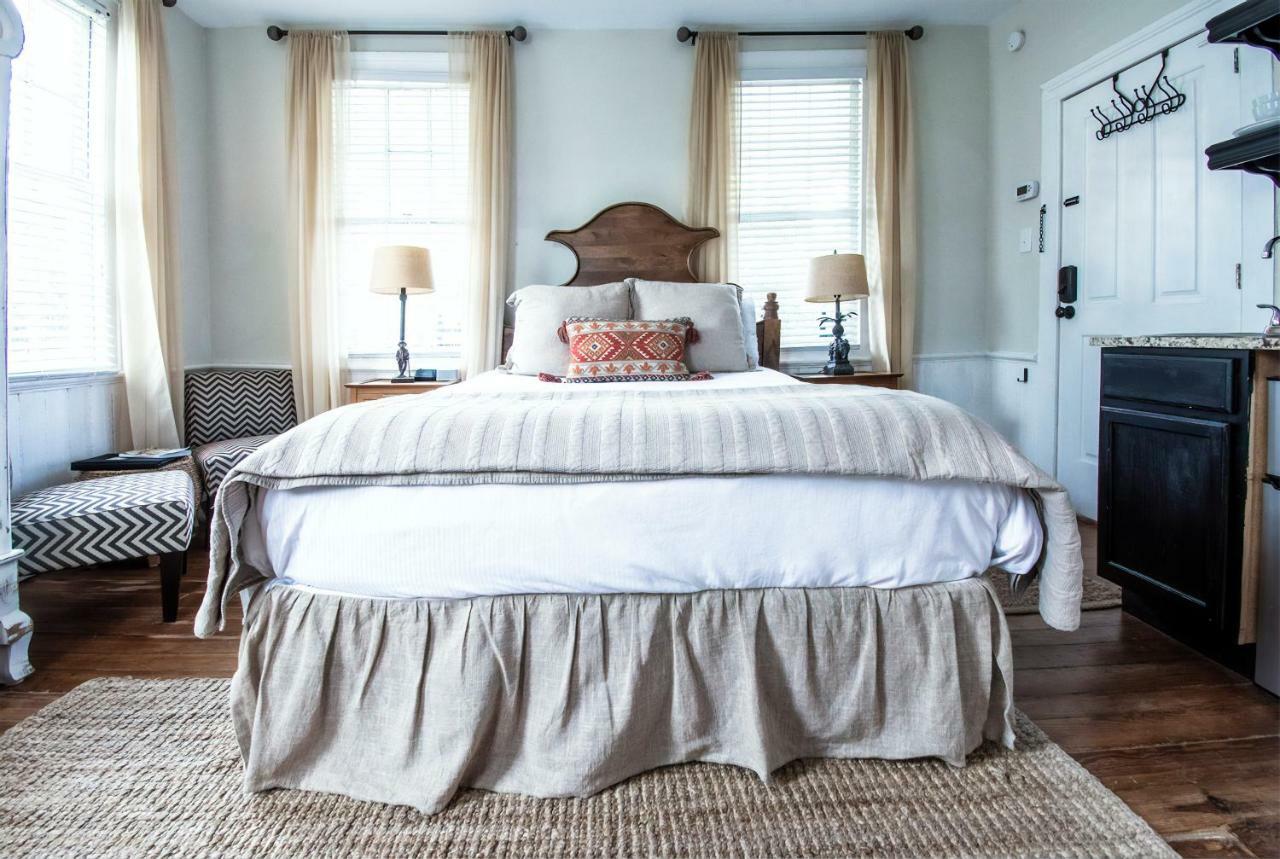 Suites On Coming Apartment *